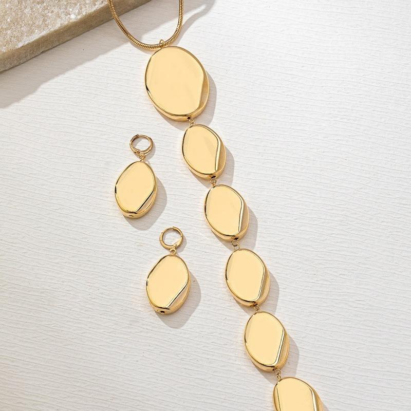 Retro Simple and Exquisite Personality Generous and Versatile Premium Gold Necklace Earrings for Women