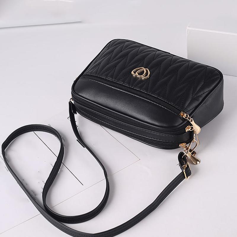 Large Capacity Three Zipper Crossbody Bag New Fashionable and Simple Diamond Shaped Wave Embroidered Monochrome Camera Bag