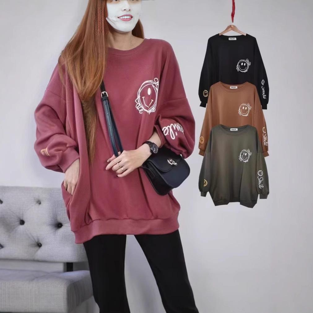 

Smiley Face Plus Size Women s Round Neck Casual Long Sleeve Sweatshirt - Japanese and Korean Style One Size