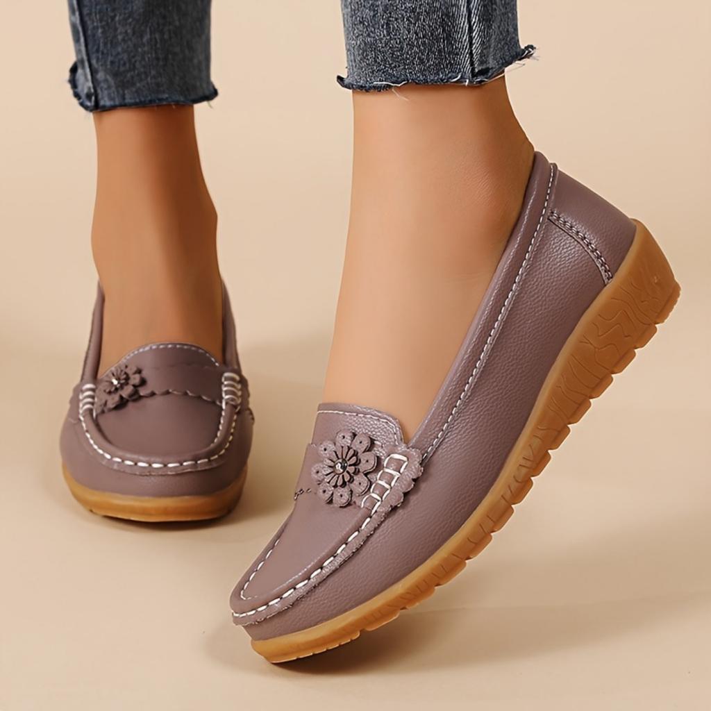 New Women's Shoes, Bean Shoes, Mom's Shoes, Fashionable and Versatile Women's Casual Shoes, Truly One Step Stepping