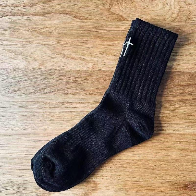 

Чорні Білі Хрестики Шкарпетки Середньої Довжини Класичні Візерунки Чоловічі Жіночі Спортивні Модні Вологовідвідні Зручні Жіночі Шкарпетки One Size чорний