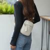 Neue kleine Brusttaschen für Männer und Frauen  Vielseitige Crossbody-Tasche aus Rindsleder der ersten Schicht für Frauen