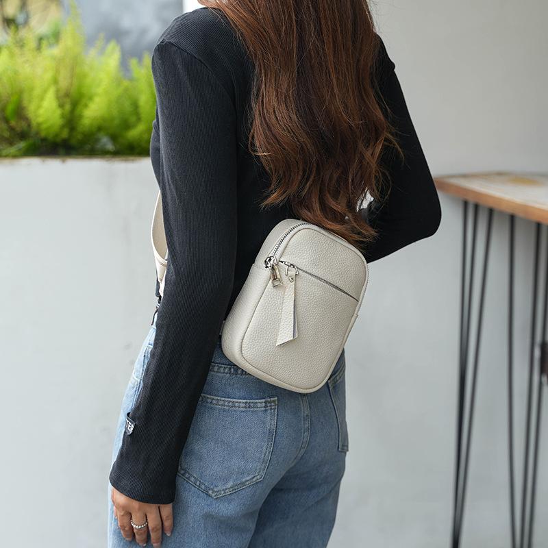 Neue kleine Brusttaschen für Männer und Frauen  Vielseitige Crossbody-Tasche aus Rindsleder der ersten Schicht für Frauen