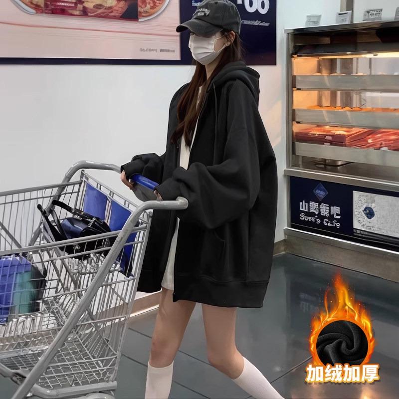 Grey sweater jacket women's thickened, autumn and winter velvet cardigan loose zipper hooded top