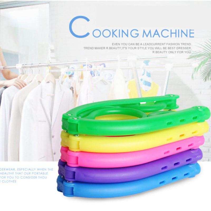 Multi-color Portable Clothes Hangers Convenient Foldable Travel Essentials
