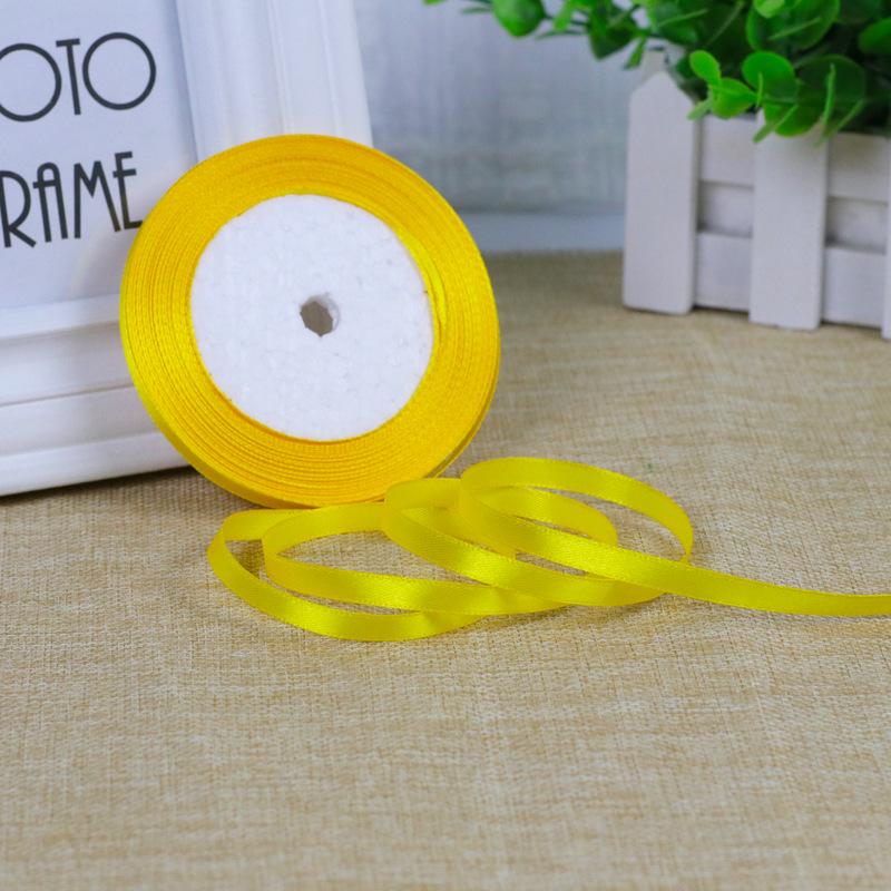 0,6 cm Vit Satinrosband för DIY Tårtdekoration