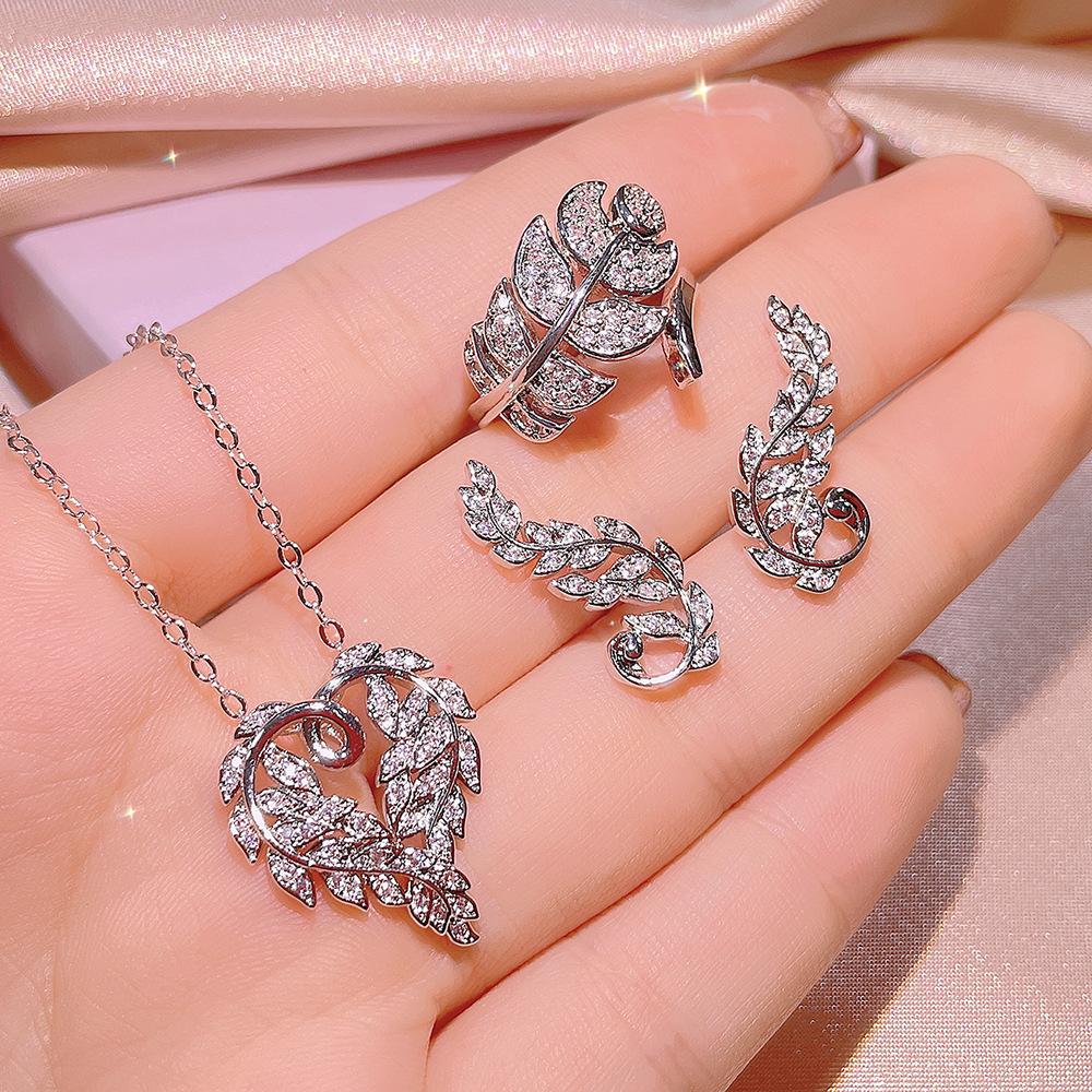 

925 Silver Micro Zircon Earrings Necklace Leaf Love Heart Zircon Ring Feminine Fashion Three-piece Set Party Birthday Jewelry