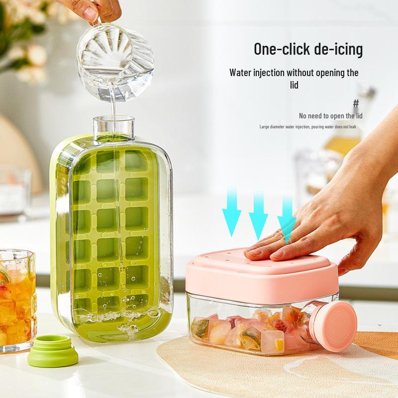 Ice Cube Tray & Storage Box with Kettle and Straw for Refrigerator