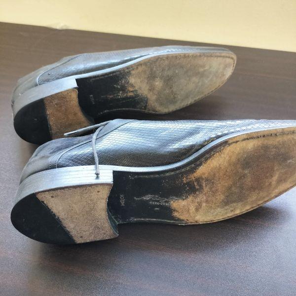 MEZLAN Hiszpania vintage częściowo tłoczone skórzane mokasyny wizytowe z wirującym wzorem 28-28.5 czarne McKay(UŻYWANY)