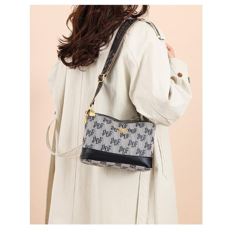 New Soft Leather Women Bag Premium Shoulder Bag Large Capacity Middle-Aged Mom Bag Minimalist Versatile Crossbody Bag