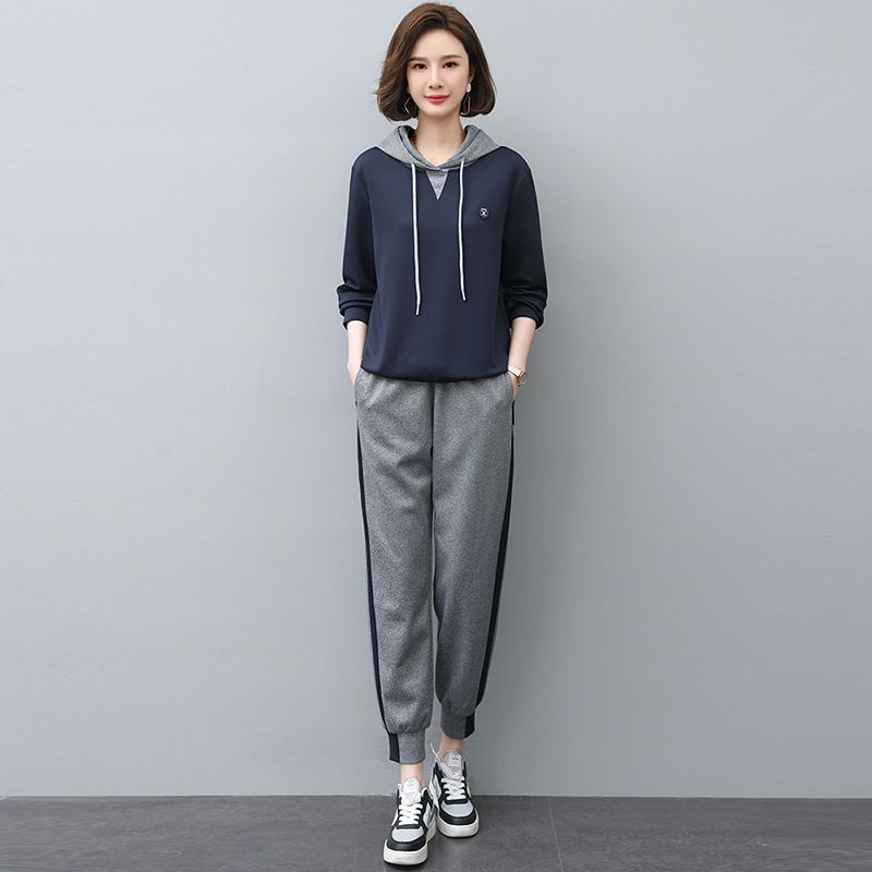 

Спортивный костюм Женская весенне-осенняя мода с полным комплектом повседневного маленького свитера из двух частей M темно-синий