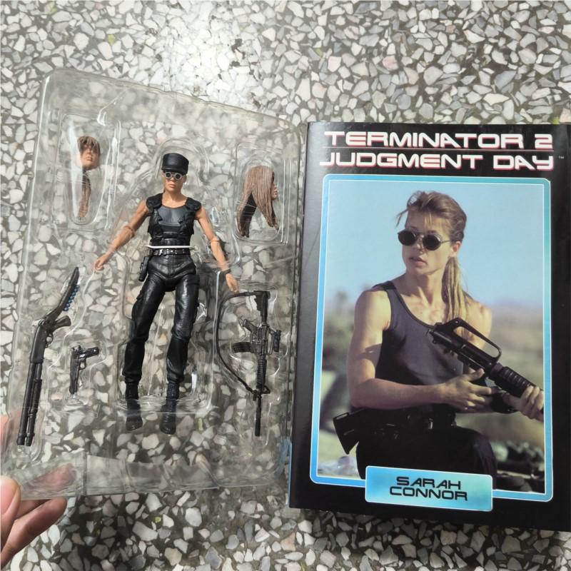 NECA Terminator 2 Tag der Abrechnung T-800 Sarah Connor Arnold Schwarzenegger Actionfigur Modell Spielzeug Sammlung Geburtstagsgeschenk