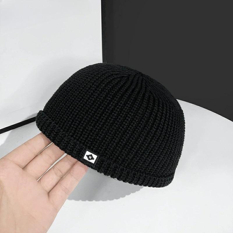 Autumn and Winter Men's Knitted Hat Warm Letter Melon Leather Hat Short Eaves Anti Cold Knitted Hat