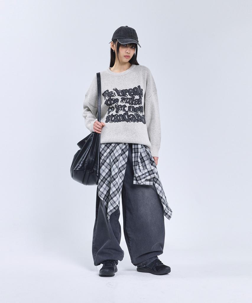 STANDARDERROR 87-Stan191 Art Lettering Oversized Jacquard Knit Gray