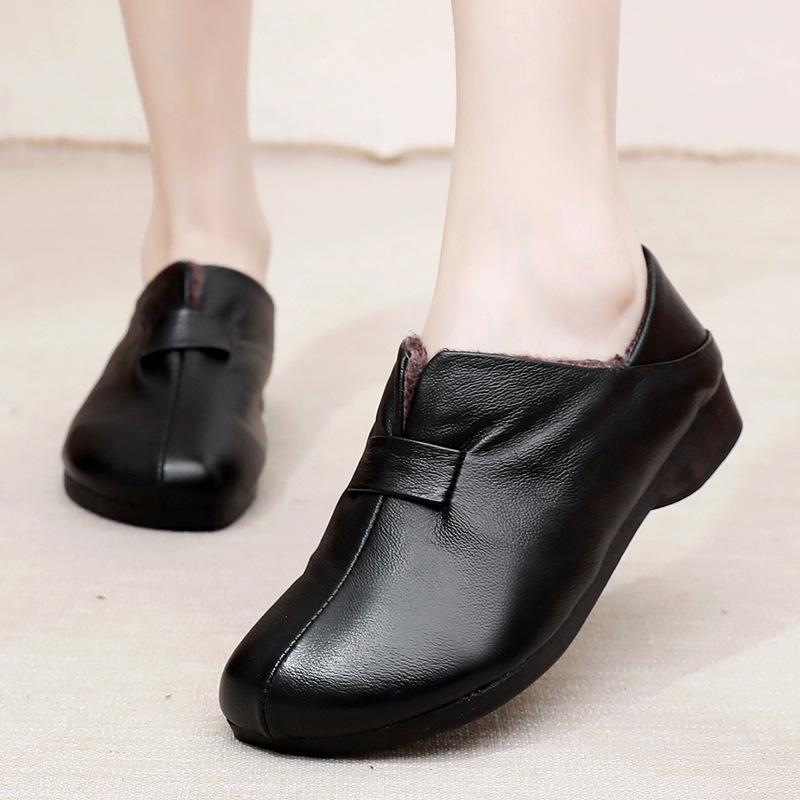 Genuine Leather Women Shoes Low Heel Warm Fur Mom's Shoes Soft Bottom Loafers Comfy Flats Ladies Casual Shoes