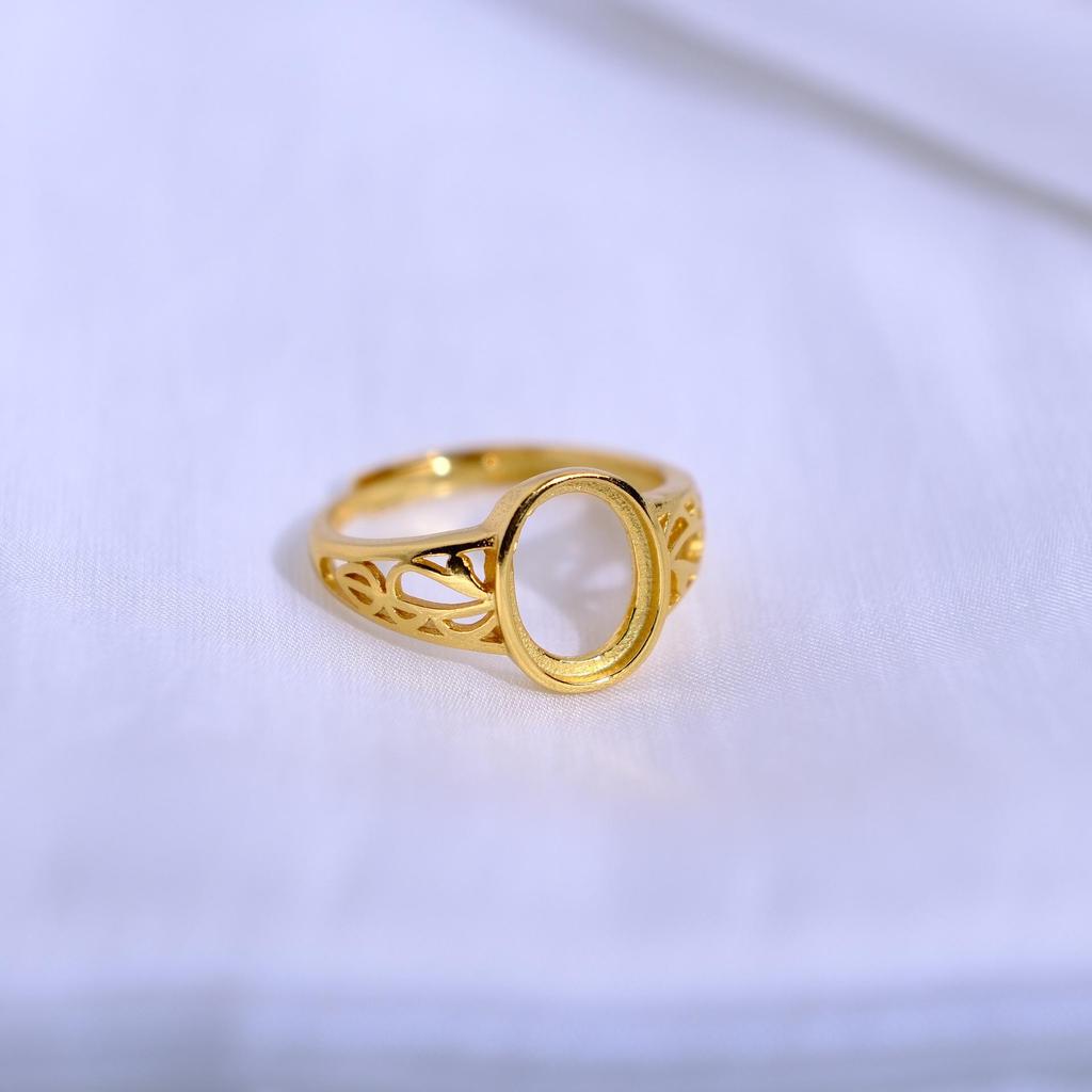 Gold-Plated S925 Sterling Silver Oval Open Ring with Filigree Design and Pave Setting