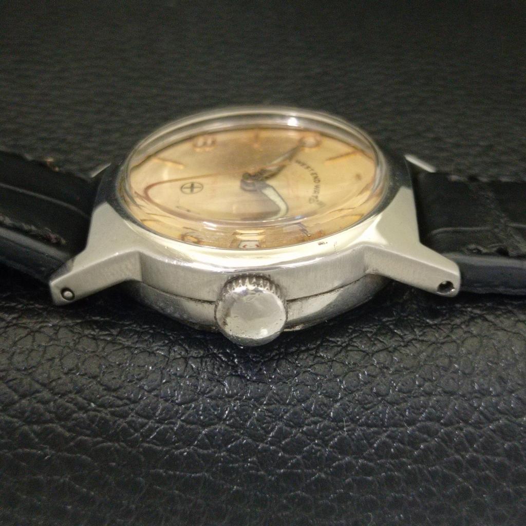 Vintage West End Watch Co. Handaufzugsuhr Swiss Boy mit Originalzifferblatt a703030-1