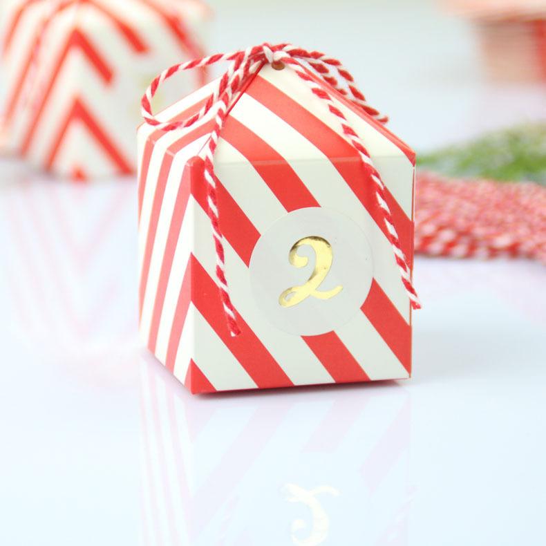 

European Style Candy Box Red And White Striped Personality Creative Packaging Paper Box Candy Box Wedding Supplies