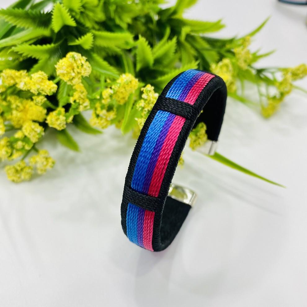 Rainbow LOVE Thread Bracelet - Friendship & Couple Gift