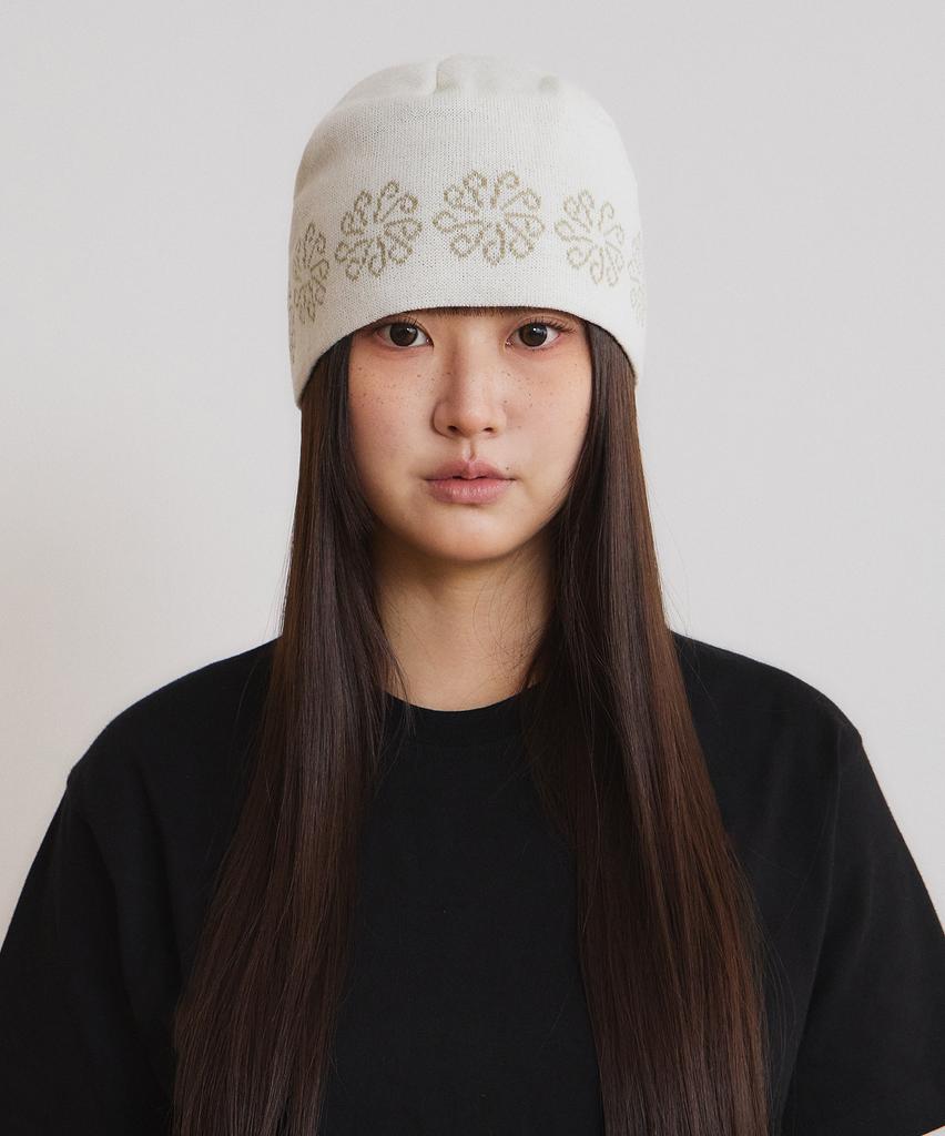 9999ARCHIVE Linking Flower Jacquard Beanie
