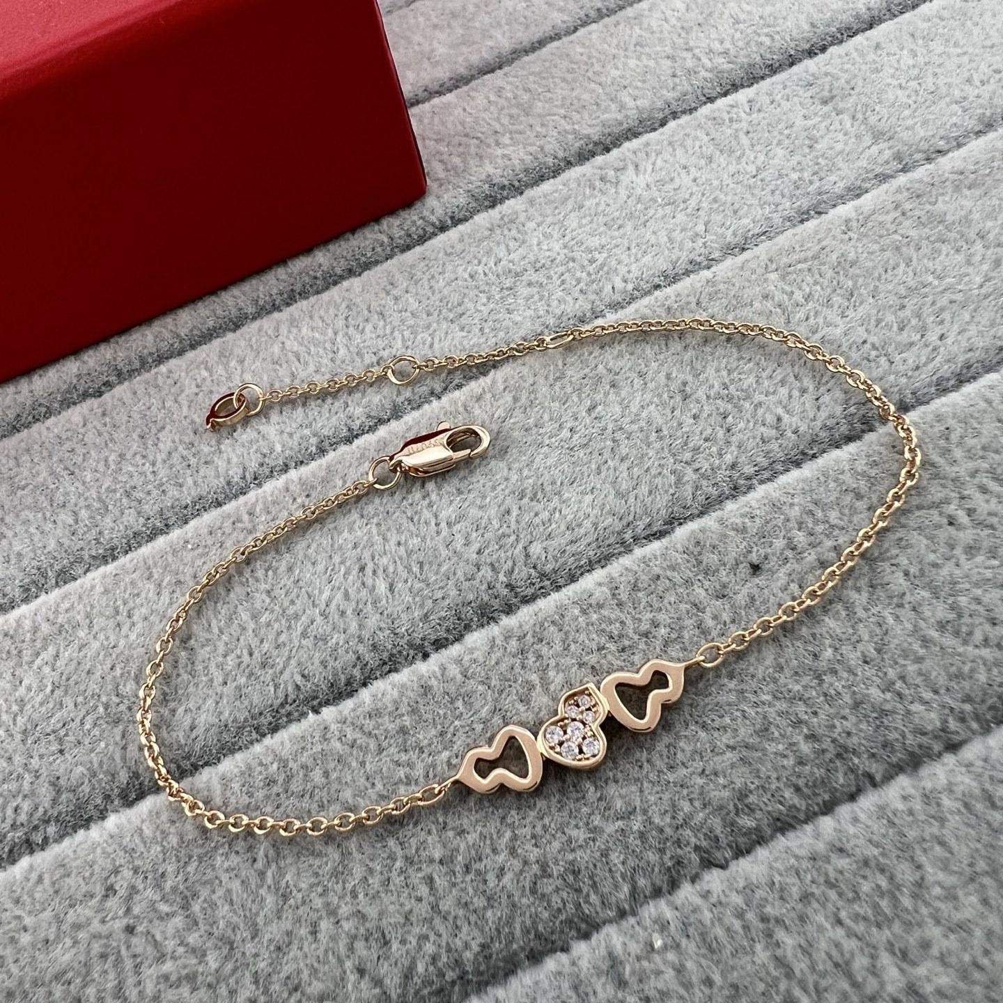 Elegant Women s Red Agate Pendant Necklace - Chinese Style with Three Gourd Design and Full Diamond Clavicle Chain.