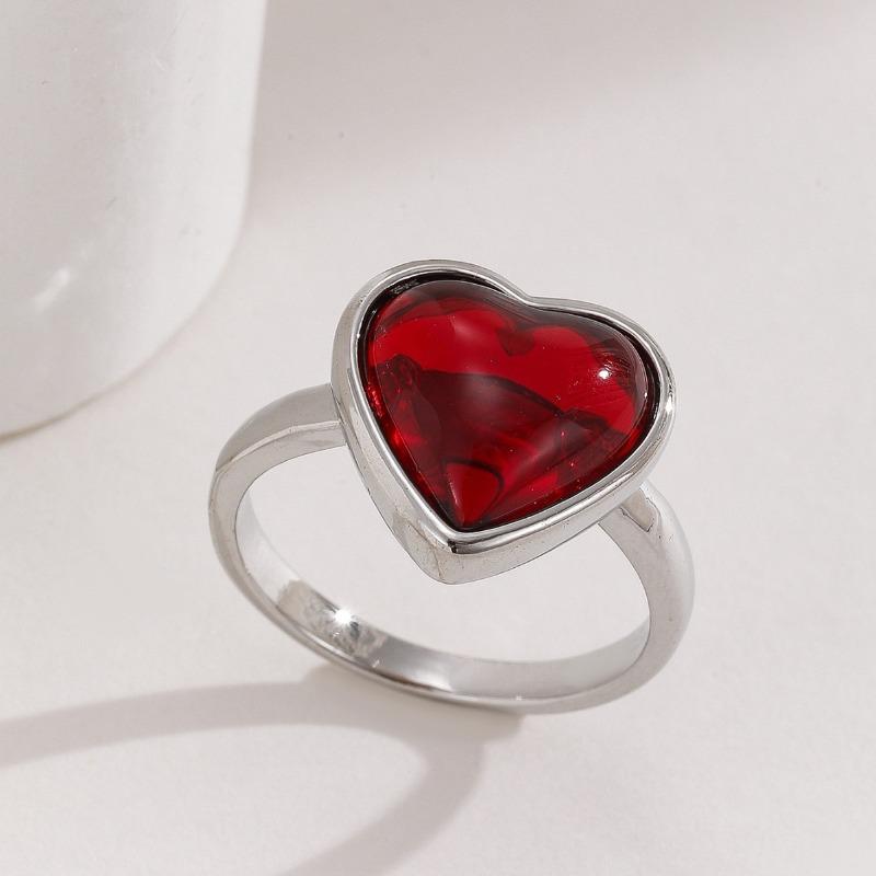 Attractive Silver Color Inlaid with Red Stone Heart Rings  Gorgeous  Party Engagement Wedding Rings for Women Jewelry