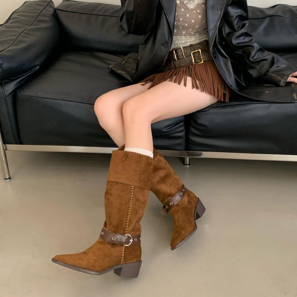 2025 Autumn and Winter Belt Buckle Straight Women's Shoes Retro Women's Shoes Women's Boots Soft Leather Retro Niche Light Luxury