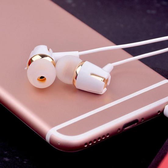 Fone de ouvido intra-auricular de 3,5 mm com graves pesados e fone de ouvido com fio de plástico moderno para smartphone