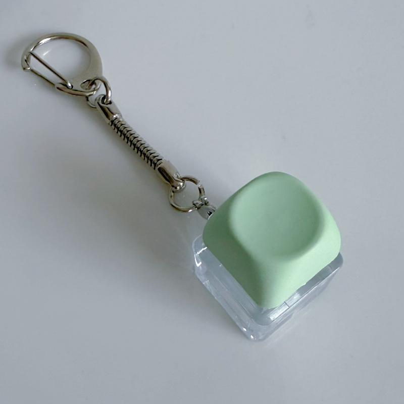 1/2 Key Led Keyboard Button Clicker Mechanical Keyboard Keychain For Gifts To Pass The Boring Time Stress Relief