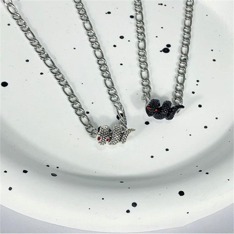 Stylish Snake Pendant Necklace Fashion Statement Necklace Celebration Jewelry Snake Necklace Perfect for Parties Daily