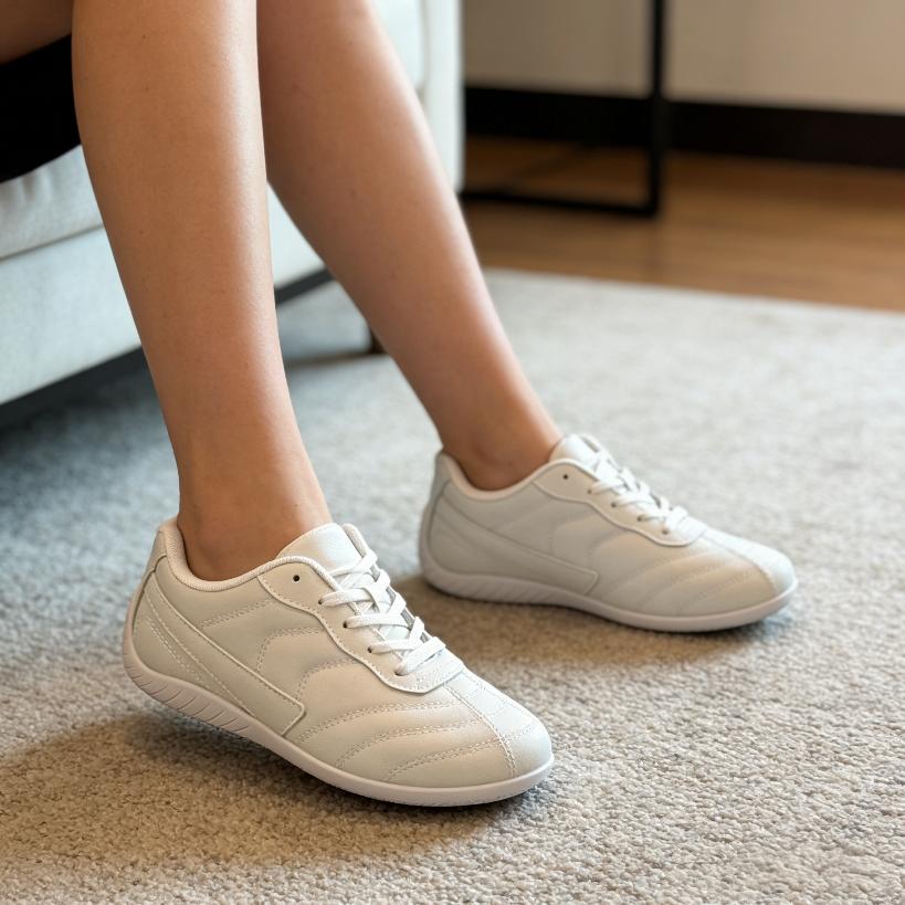 Women's White Minimalist Sneakers Lightweight Casual Walking Shoes for All-Day Comfort Flat Soft Plus Size 36-41