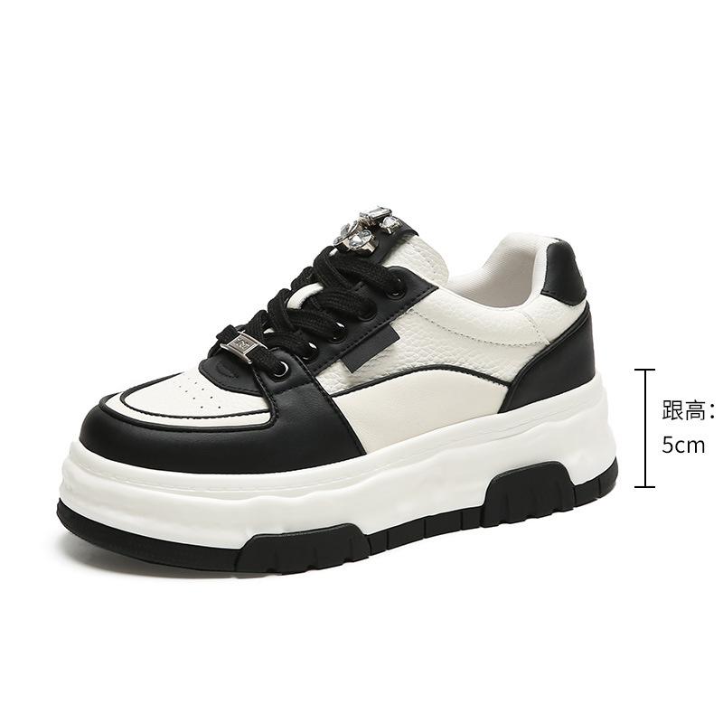 New Explosive Ins Board Shoes Autumn and Winter Platform Leather Casual Shoes Breathable Versatile Sports Heightening Shoes Women's Shoes
