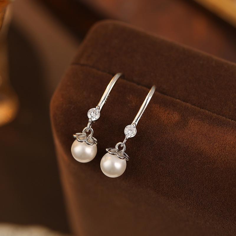 Banyan Tree S925 Silver Light Luxury Pearl Ear Hooks - Elegant Women's Earrings