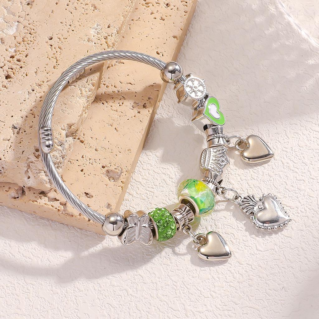 1 Stück Mode-Armband für Damen mit mehreren Elementen, Perlen, Pfirsichherz für Reisen, Date, Bankett, Party, Festival, Dressing, Geschenke