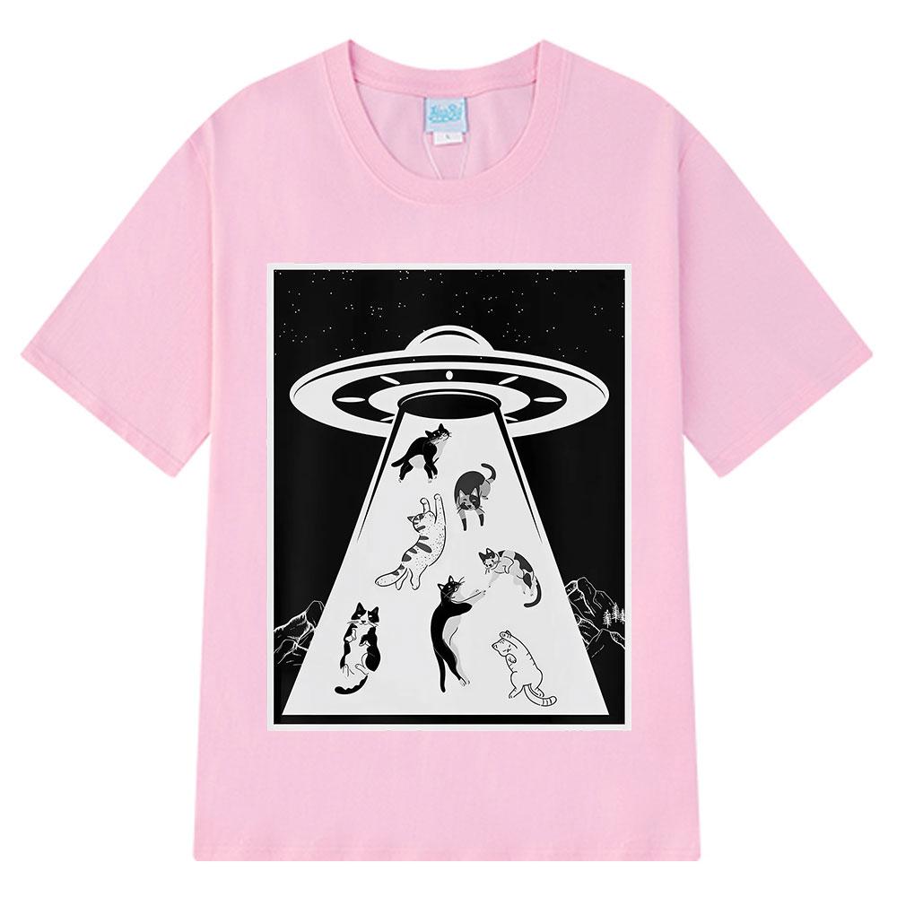 Funny UFO Cat Alien Abduction Cats  Novelty Graphic Tees Men Women Vintage T-shirt Short-sleeved Cotton Fashion Casual T-shirts