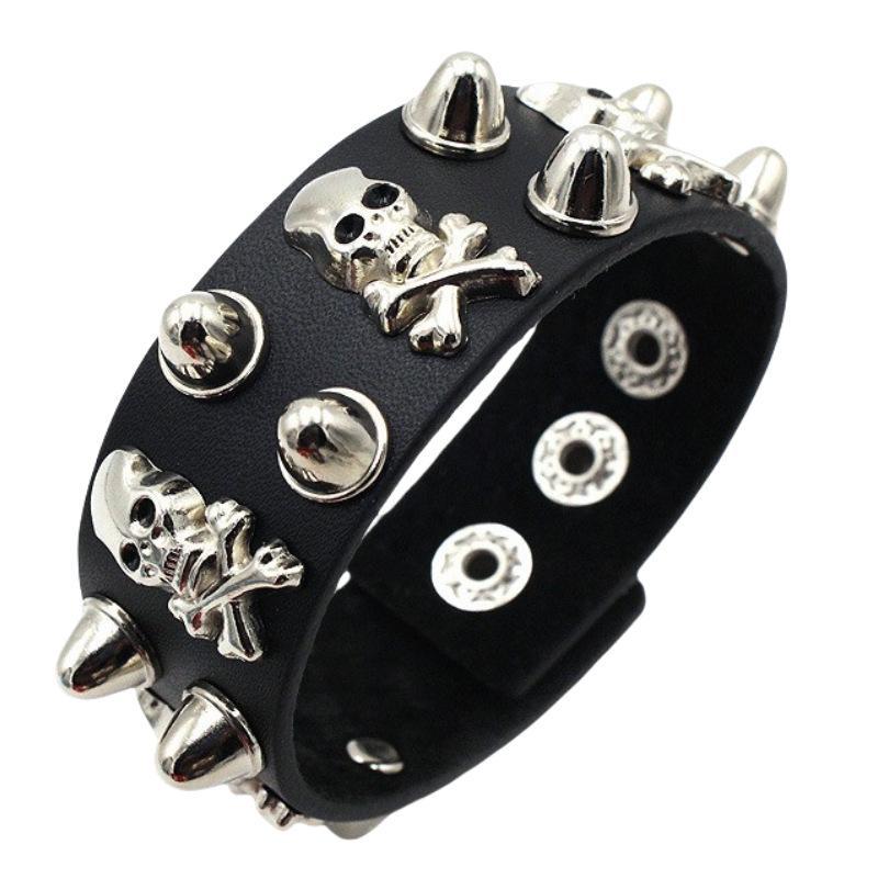 Wide PU Leather Punk Skull Bracelet 1Pcs Star Pattern Adjustable Goth Cuff Bangle for Men Women Holiday Gift