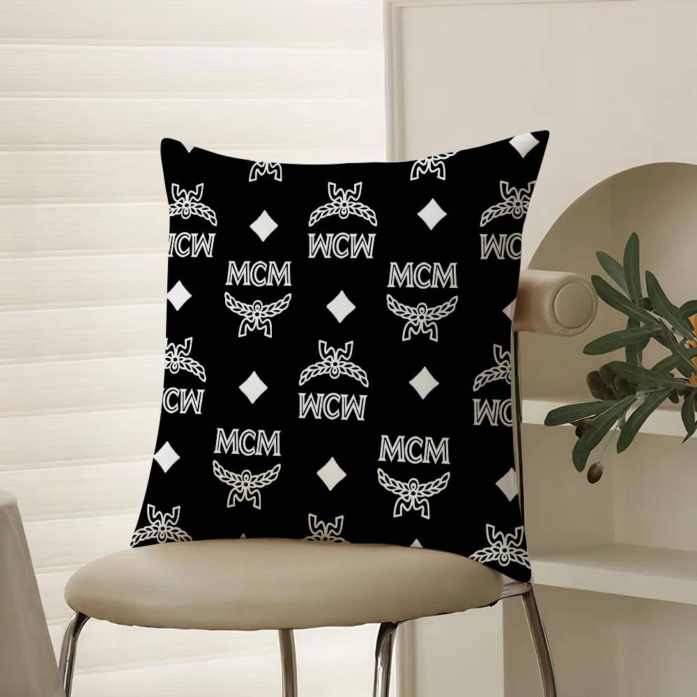 Classic Ingenious Design Prints MCM-M Pillow Case Comfort Sofa Bed Silky elegant Invisible zipper Decorative cushion cover