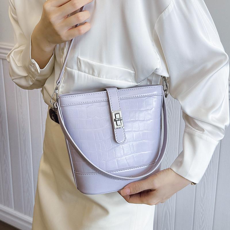 Popular Simple Foreign Style Stone Pattern Bucket Bag Korean Version Casual Work Commute Advanced Sense Messenger Bag Woman