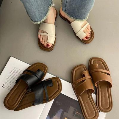 Ensemble de pantoufles à orteils chaussures pour femmes 2025 nouvelle version coréenne d'été rétro simple avec jupe une pédale sandales romaines