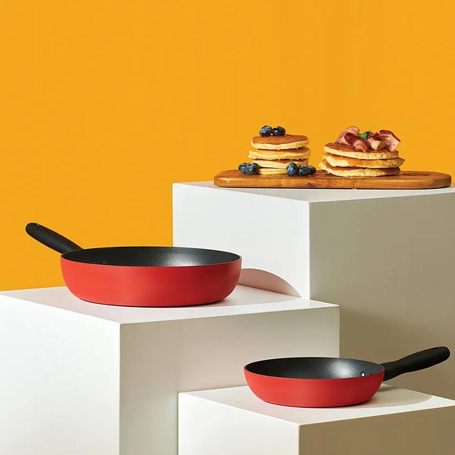 MEYER BAUHAUS Indukční nepřilnavá pánev (28 cm) Bez PFOA Červený