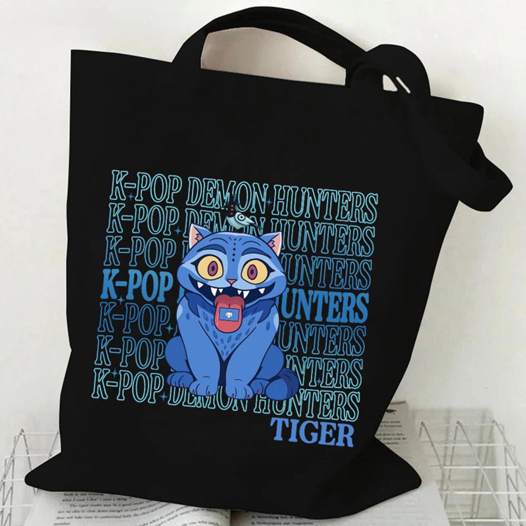 Hunters Surrounding Printed Canvas Shopping Tote Bag With Large Capacity