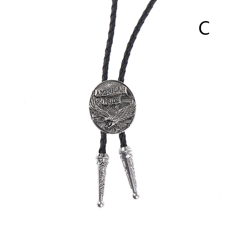 Vintage Personality Adjustable Bull Head Shirt Chain Solid Collar Rope Leather Necklace