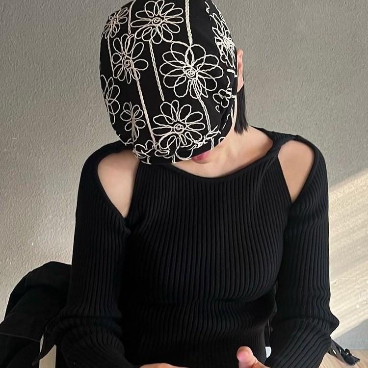 Korean Trendy Style Retro Floral Embroidered Beret Hat For Seasons All