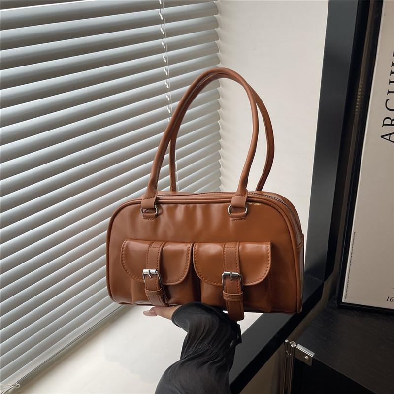 Retro Bowling Portable Armpit Bag Women's New Autumn and Winter Popular Versatile Casual Work Commuter Shoulder Bag