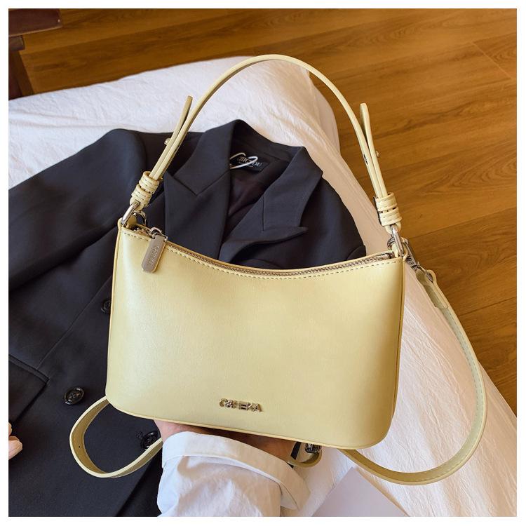 

2025 premium texture messenger popular bag handbag spring and summer fashion versatile work commuter bag жёлтый