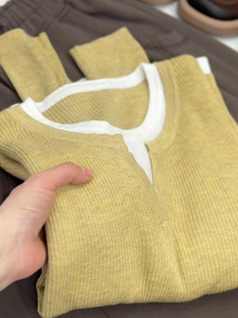 Women's Color Block V-Neck Two-Piece Sweater: Cozy Autumn/Winter Long-Sleeve Knitted Top