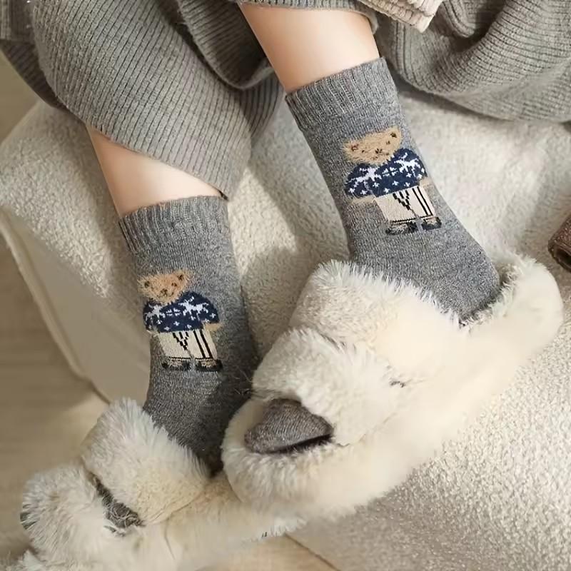 5 Pairs of Socks for Girls, Cartoon Cute Little Bear Mid-Calf Socks, Thickened for Autumn and Winter, Warm Wool Slouch Socks, Ne