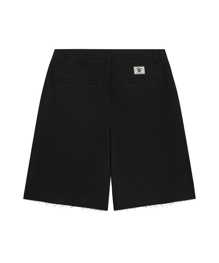 COVERNAT WOMAN Cargo Bermuda Shorts Black