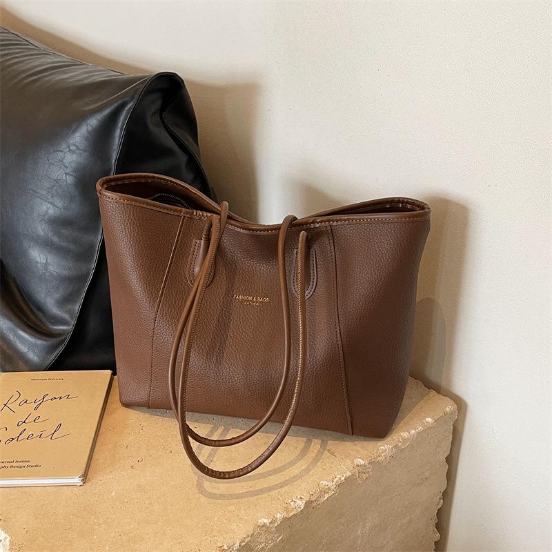2025 Minimalist Large-Capacity Versatile Commute Handbag