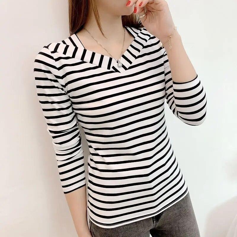 95 Cotton Long Sleeved Striped T-shirt Women's Fashion Spring Autumn New V-neck Bottoming Blouse